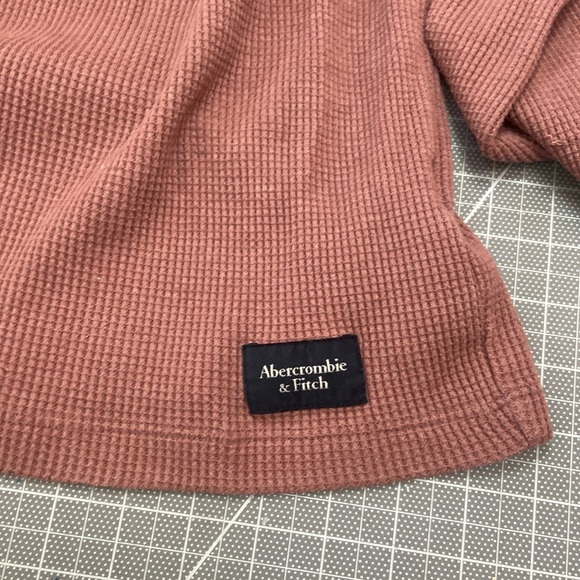Abercrombie waffle knit long sleeve henley in mauve - Picture 6 of 7